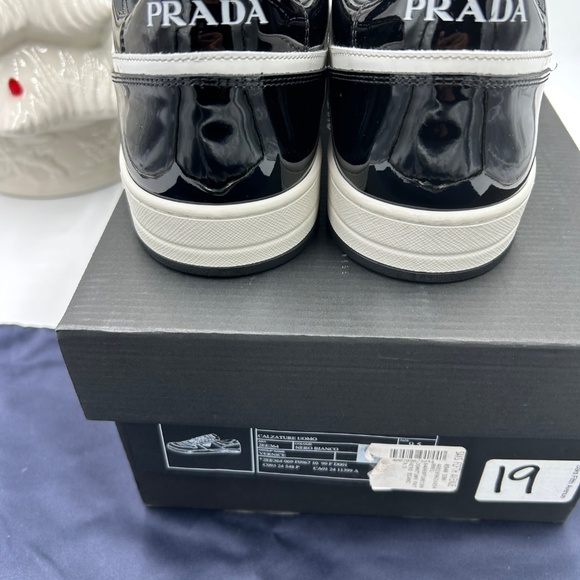 Men’s Prada downtown triangle logo leather sneakers size 9.5 fits 10.5 US - Picture 7 of 11
